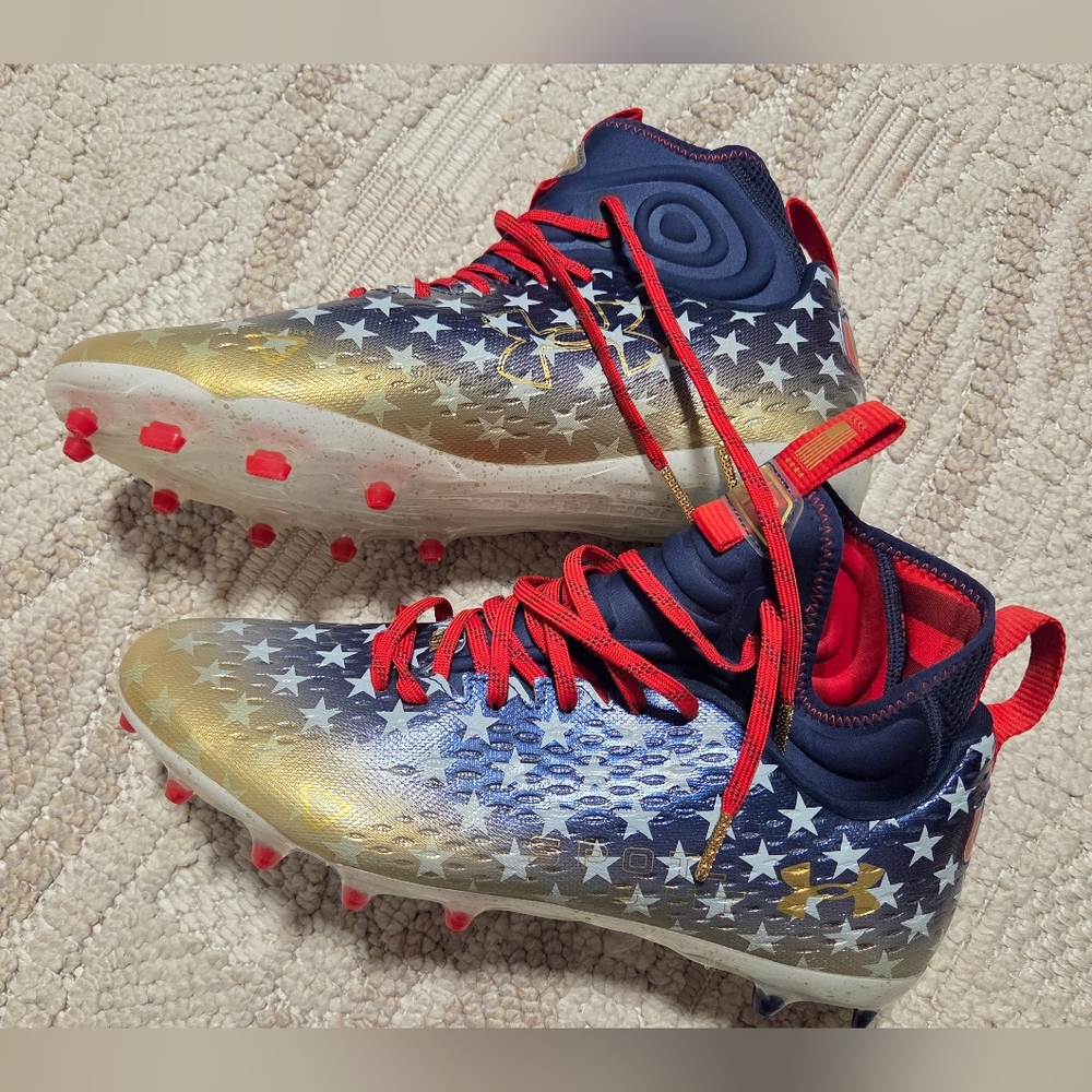 Under Armour Men's Spotlight Lux LE MC Football Cleats size 11 Brand New!!! 🇺🇸